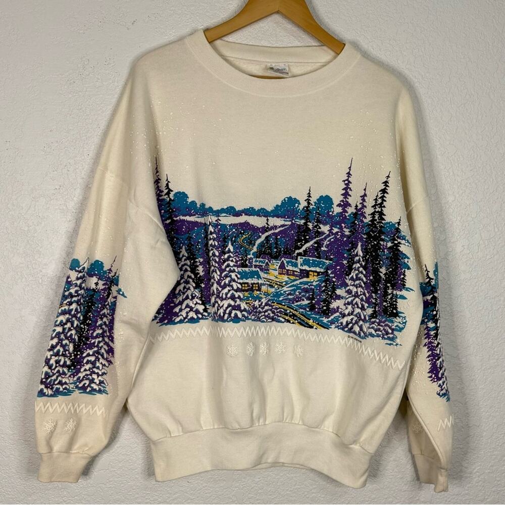 Vintage wrap around puff design winter holiday scene sweatshirt USA Made Unique